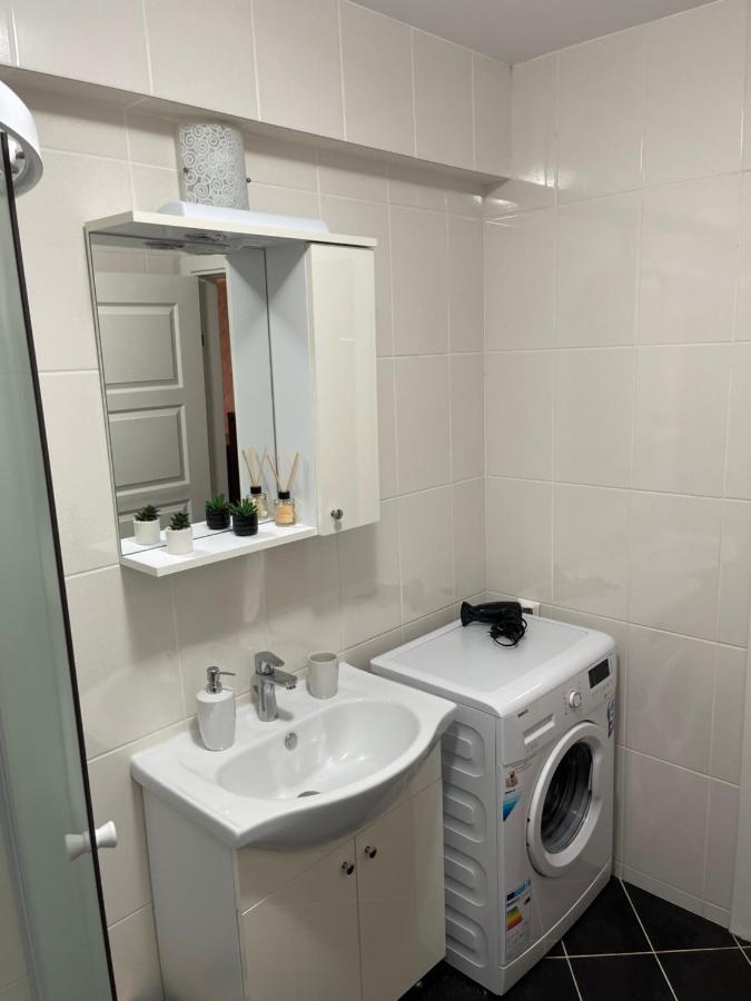 Apartment Welcome To Bucharest Airport Residences & Therme-self Check-in *
