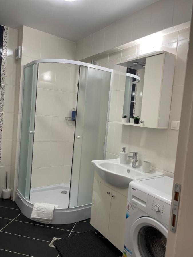 Welcome To Bucharest Airport Residences & Therme-self Check-in Apartment